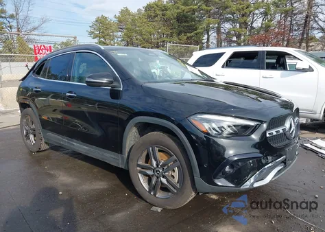 2025 Mercedes-Benz Gla 250 4Matic z USA, uszkodzony, nr VIN W1N4N4HB9SJ663394